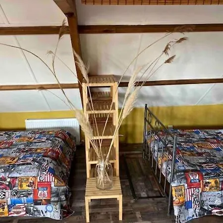 Appartement met dakterras en jacuzzi Oudkarspel